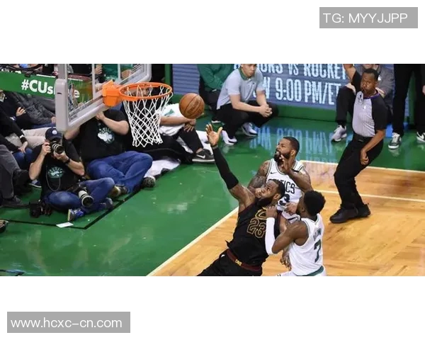 热火与骑士激战正酣企鹅直播带你全程体验精彩赛事